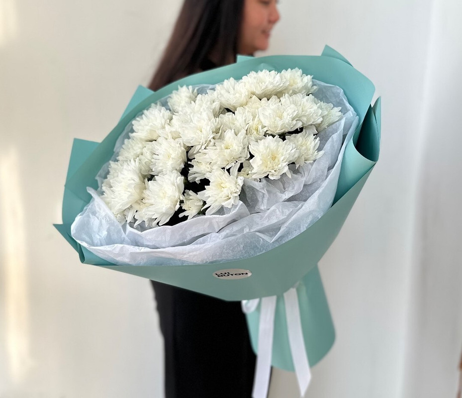 Стойкие хризантемы 6 веток