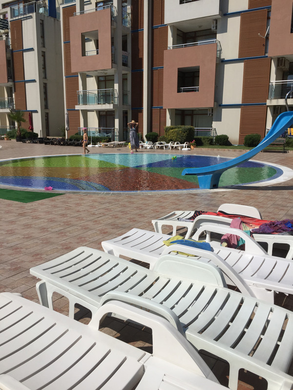 C5B2EEC4-C665-47D8-86E3-80390F808AB3