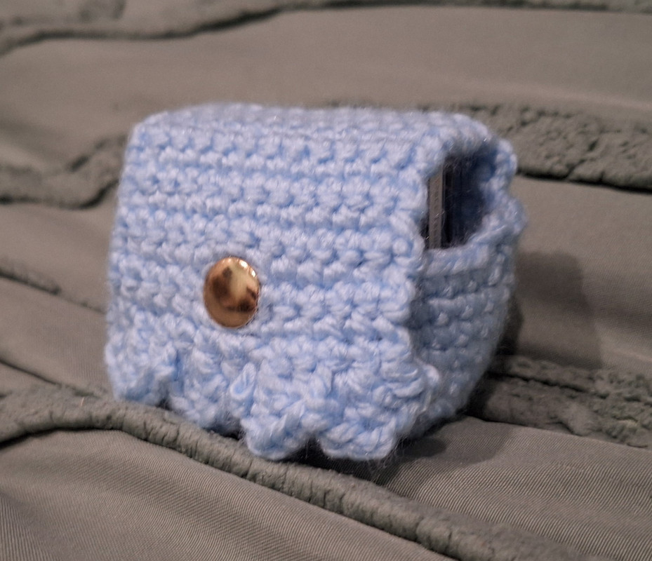 Anon makes a cute case