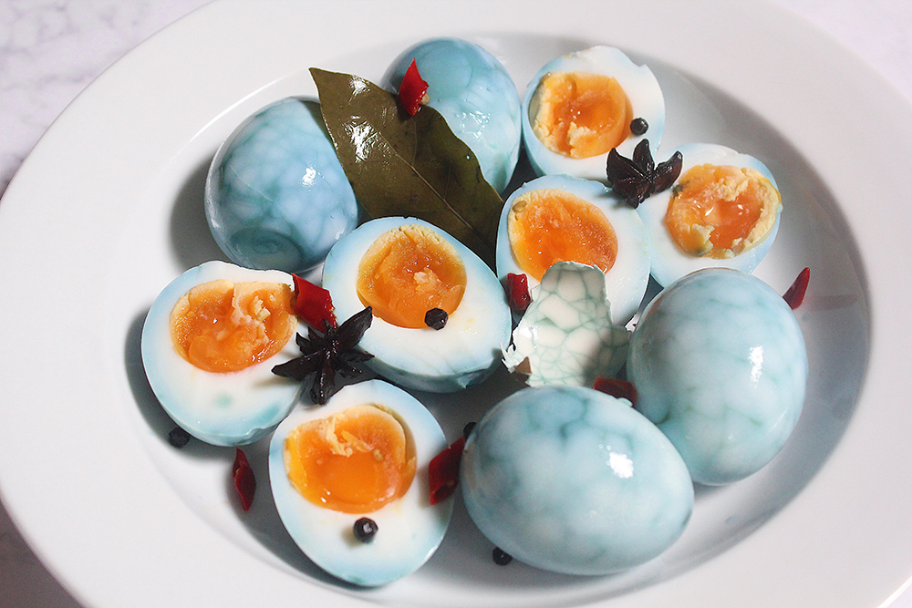 Origins of Cracked Shell Snacks in Chinese Cuisine