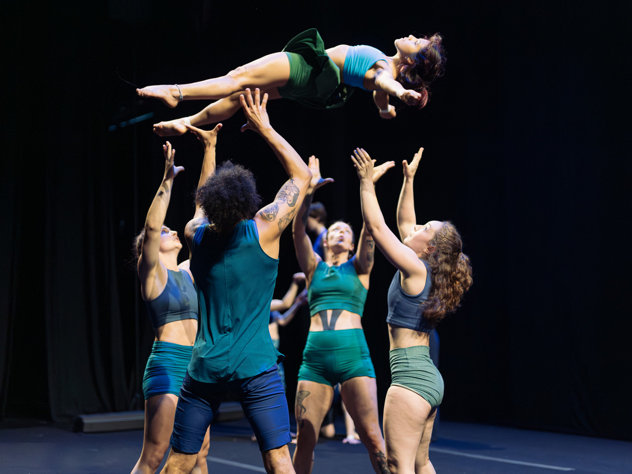 ILLL Mo toss photo Michael Ermilio