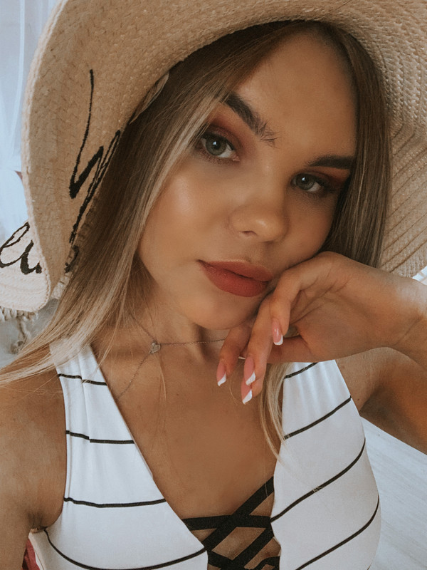 7B11A58C-E5CB-40A7-A81F-322C928395A0