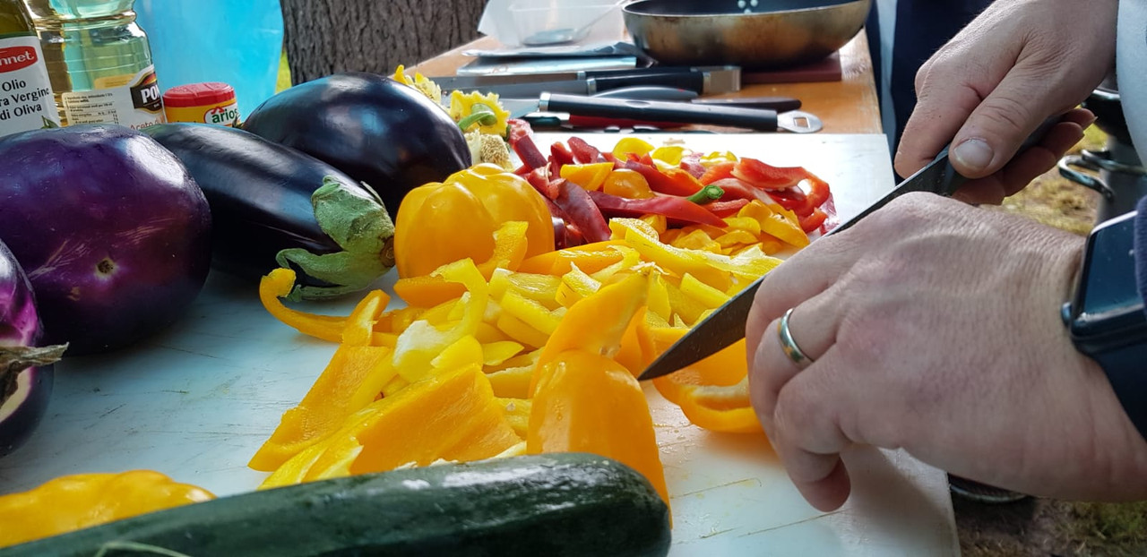 B5DF8535-9C20-4BB4-ADA8-FF1A1830716A