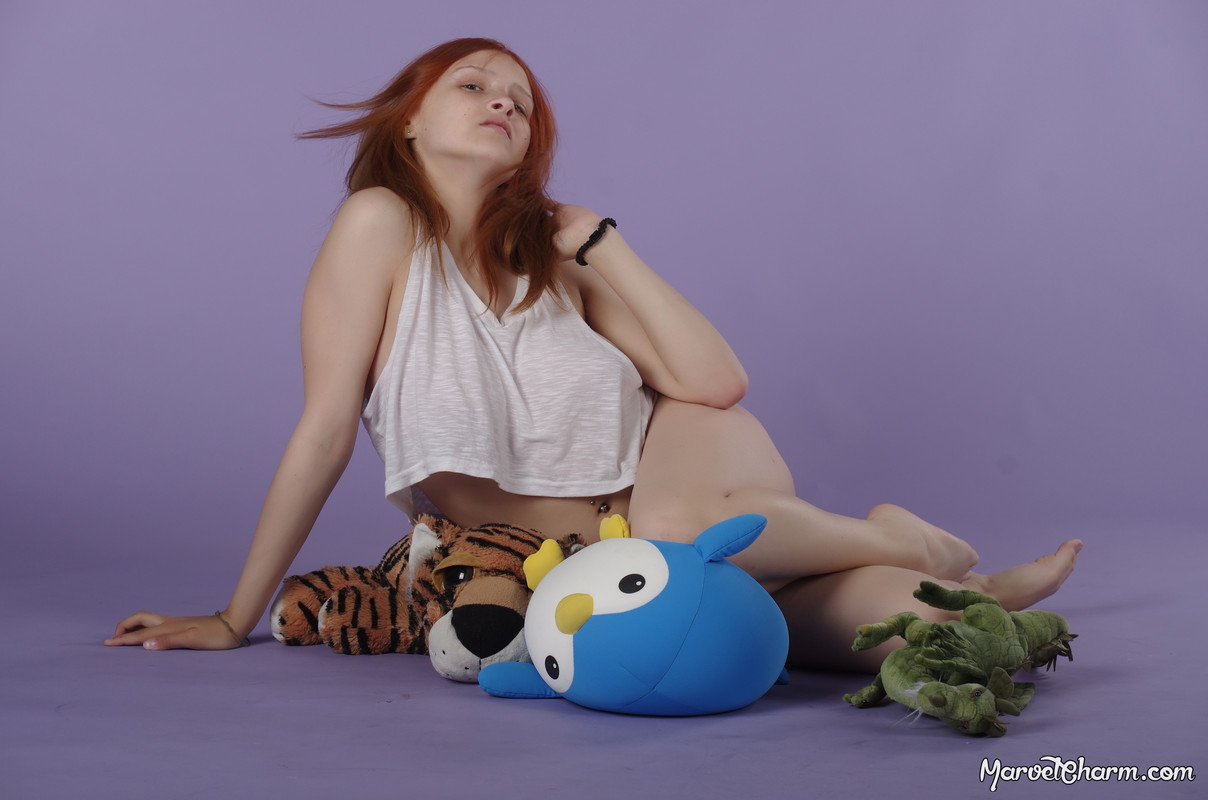 MarvelCharm_Lena-Playtime-018