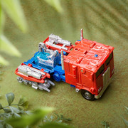ROTB-Autobots-Unite-Optimus-Prime-08