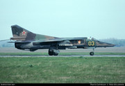19 GvAPIB Mig-27D Yellow 03_61912560255_29.04.91