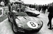 24 HEURES DU MANS YEAR BY YEAR PART ONE 1923-1969 - Page 44 58lm08-Jag-EType-D-Hamilton-I-Bueb-2