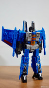 Siege-Thundercracker-In-Hand-Images-05