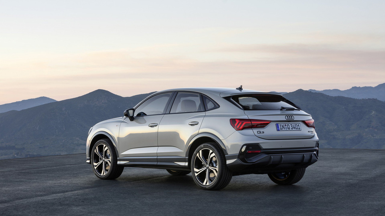 2020 Audi Q3 Sportback (33)