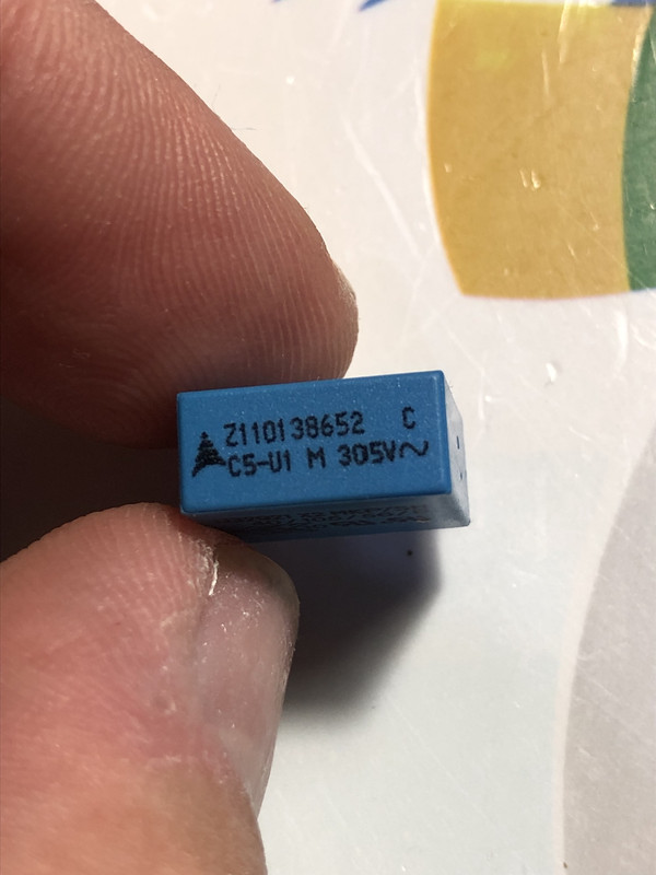A527B8BD-C4E5-4529-A076-9029B008E7FF