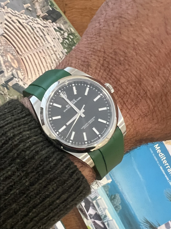 B3DF8105-9DE5-4500-A3E7-3EF9193C41F1