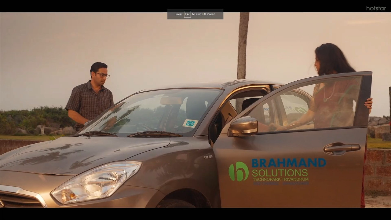 Hannah Reji Koshy  Hot navel show from Theerpu.mkv_snapshot_00.00.347