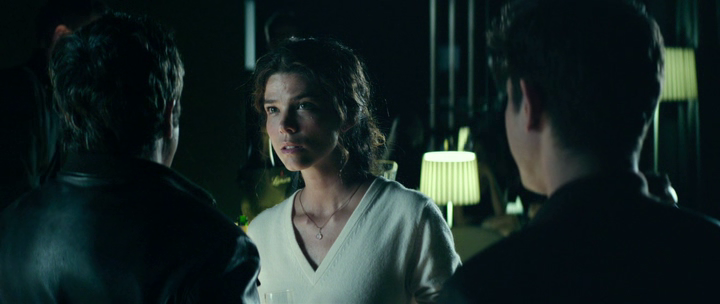 vlcsnap-2018-12-06-19h47m20s602