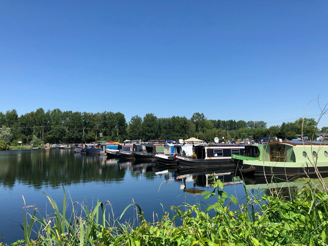 Roydon-marina-green-boat-narrowboat-june-2020-HD.jpg