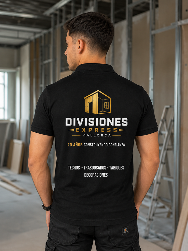 Equipo Divisiones Express Mallorca trabajando