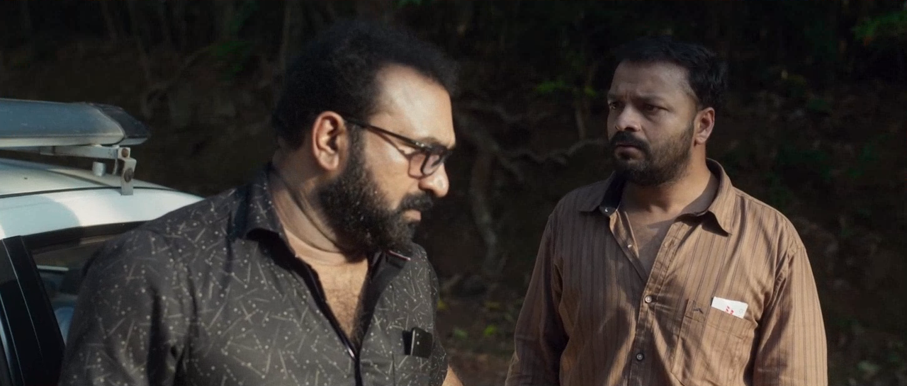 Download Eesho (2022) Dual Audio {Hindi-Malyalam} Movie Web - DL