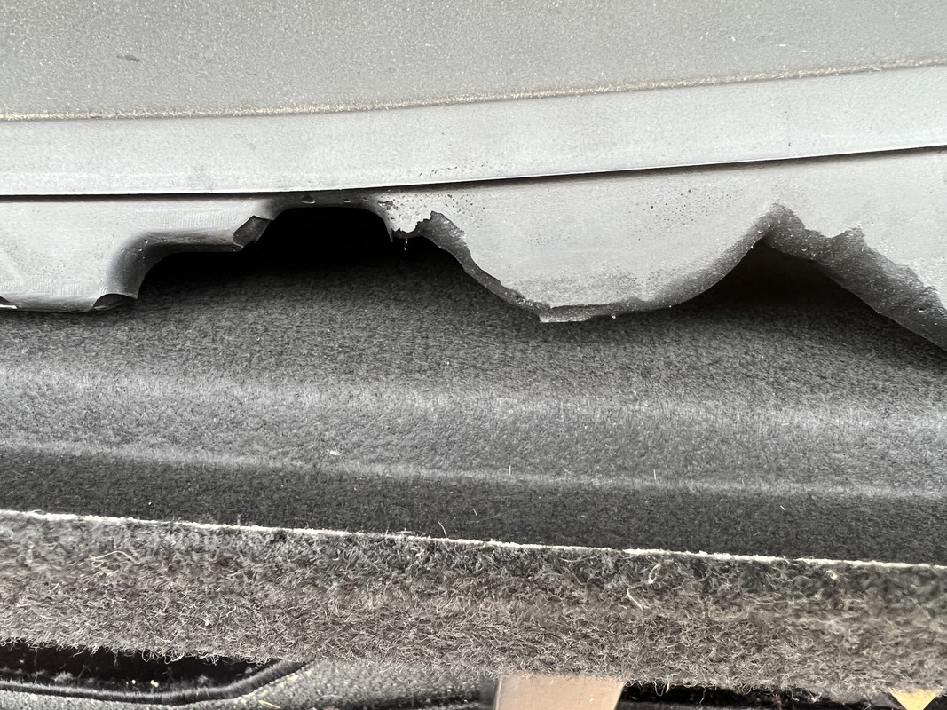 112C3A5D-9D92-49DC-92FA-9C64B1889880