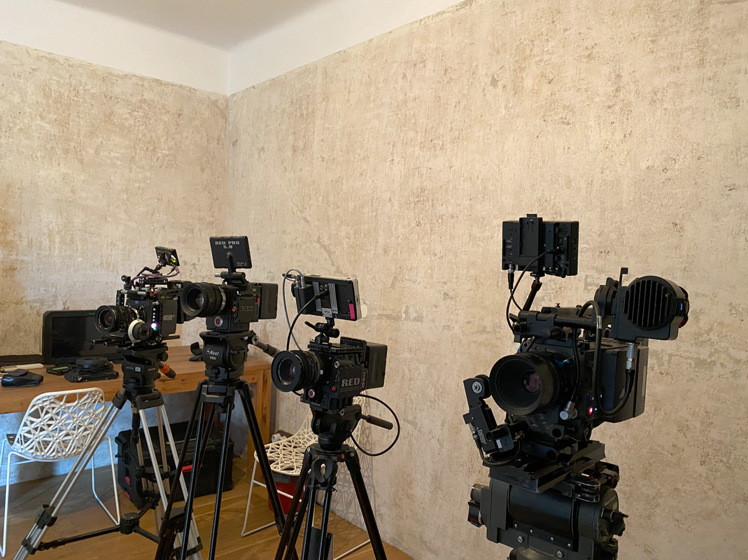 arri-red2.png