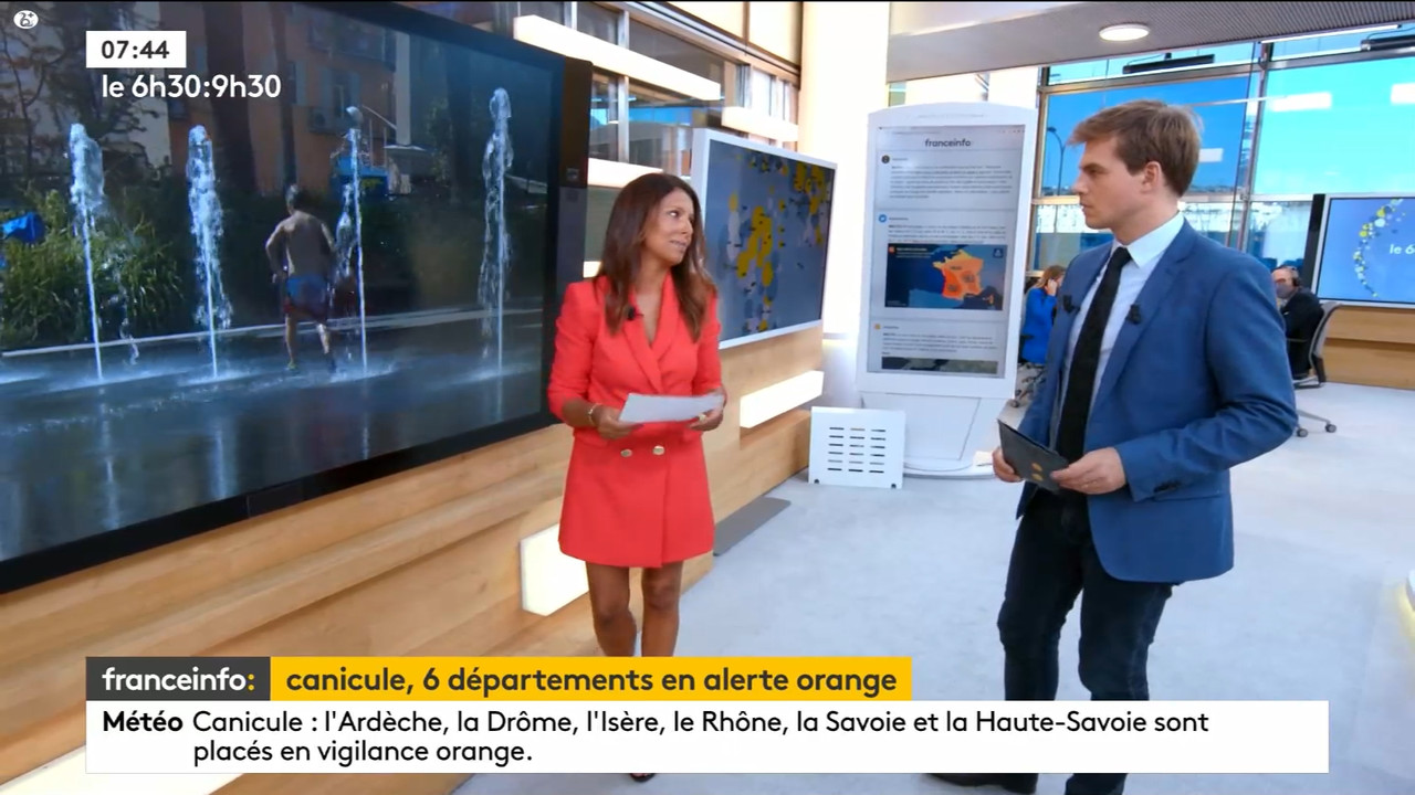 07.30 - 05.29.00 - 9h30. Entre JT, chroniques, invités et revues de p....ts_snapshot_01.21.30.768