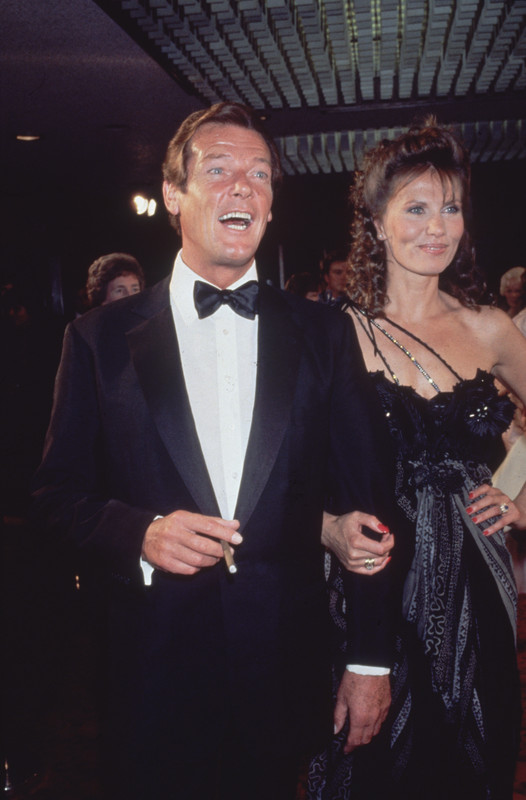 roger_moore_b59