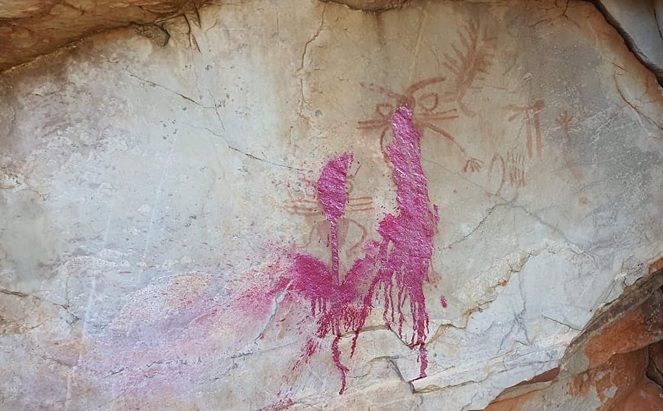 Vandalizan pinturas rupestres emblemáticas de España