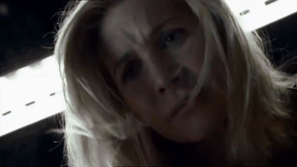 V2009-TVseries-An-Alien-In-Human-Skin-The-Makeup-FXof-V-online-video-cutter-com-ezgif-com-video-to-gif-conve.gif