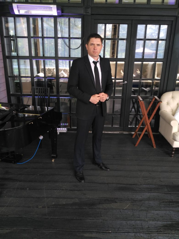 1A5BC94F-1EC8-4BEC-9240-BC7A7D251F47