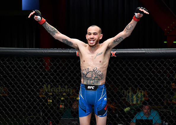 Шон Удсън срещу Алекс Касерес на UFC Fight Night 241
