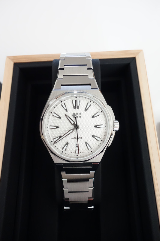 Christopher Ward Twelve White 40mm Steel Bracelet image 2