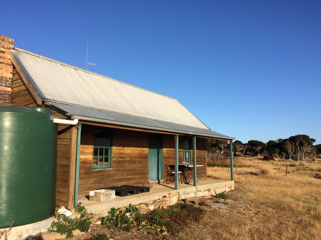 1E941044-8ABA-416D-933D-5C7A025401D9