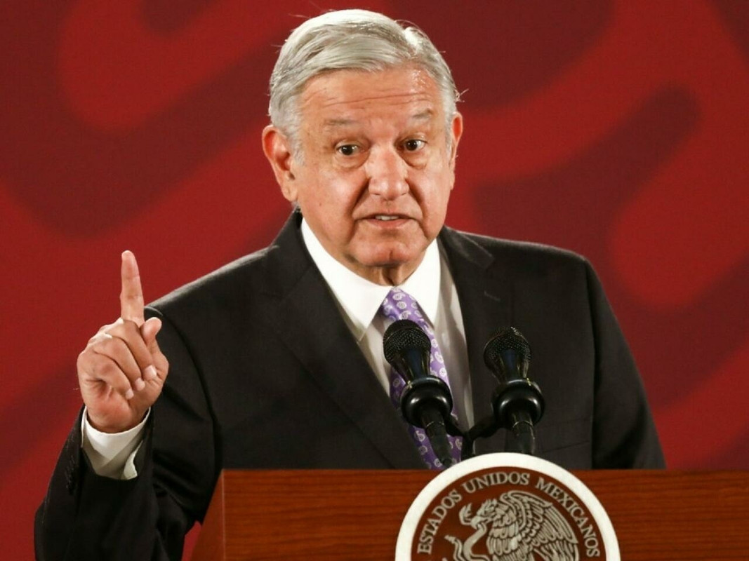 AMLO asegura que presidente de Perú es víctima de una “guerra sucia”