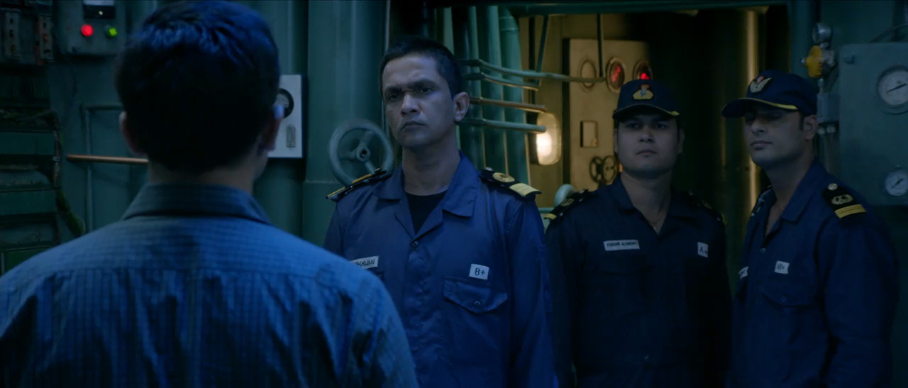 Phantom 2015 WebRip [Hindi] 480p 720p ESub Screenshot