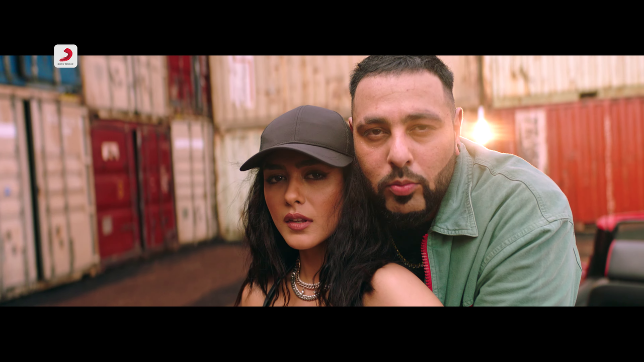 mrunal-thakur-hot-song-with-badshah