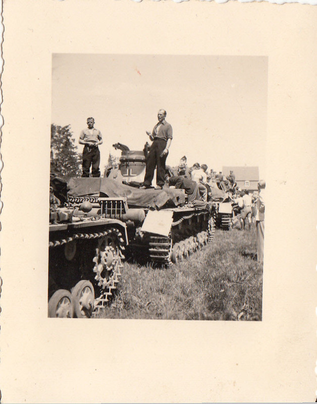 Wehrmacht deutscher Panzer IV Tank Vormarsch frü