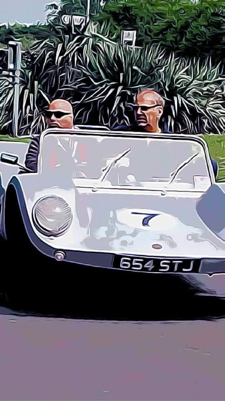 8AB3A6B2-EEA6-4CE8-95AB-0EE1DEDB815B