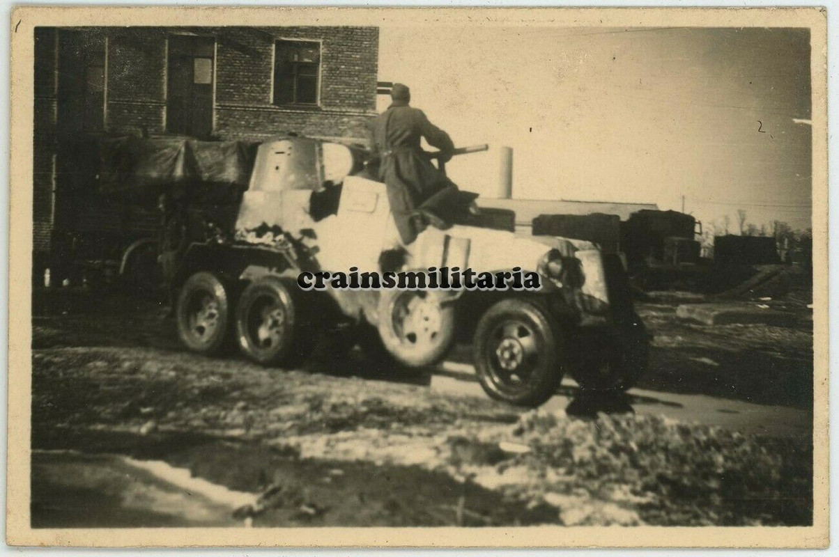 Orig. Foto russische Beute Panzerspähwagen Panzer BA-10 in Russland