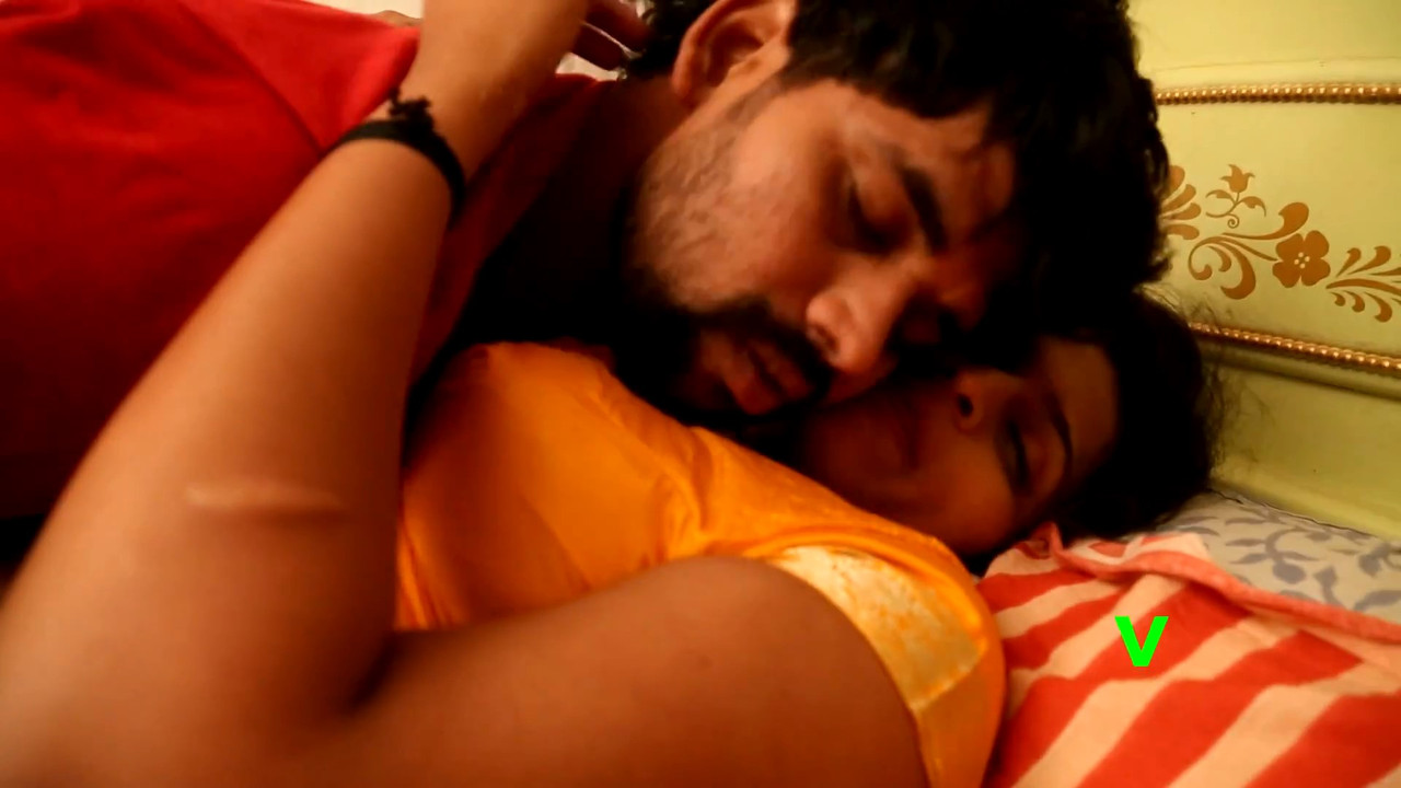 s0034 Surekha Lucky Chance with Aunty - Surekha Romantic Telugu Short Film - by VT - YouTube.mp4_sna