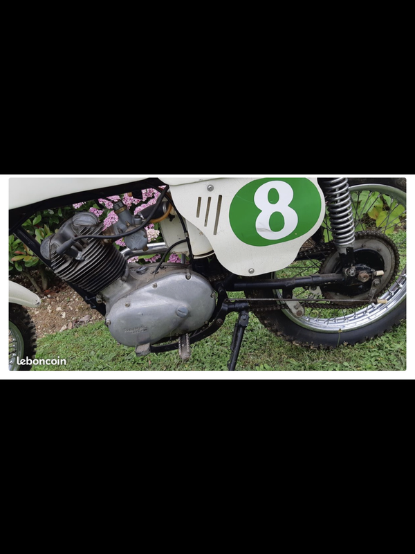 8CD3B76B-41BC-4926-8AD4-44483704859A