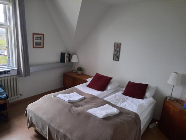 CONSTRUYENDO: Islandia increíble en 11 días. - Blogs de Islandia - Alojamientos, restauración y ropa. (2)