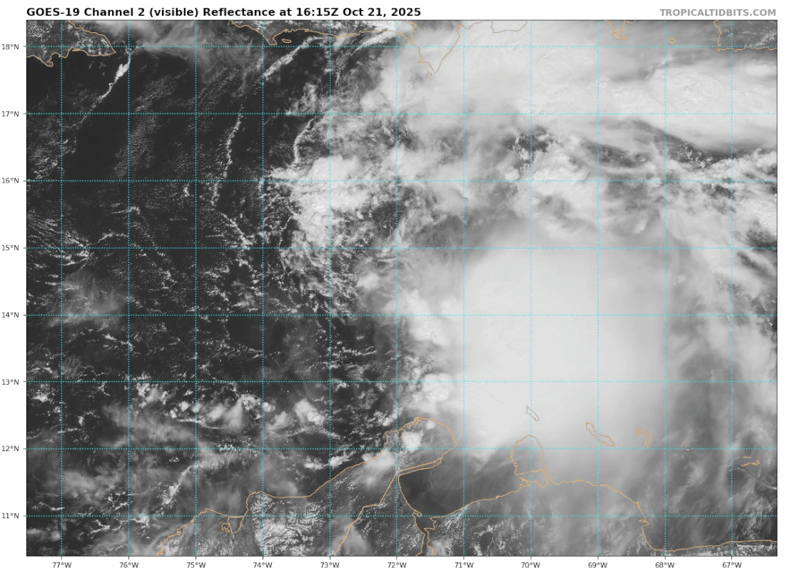 goes19_vis_13L_202510211615 (1)