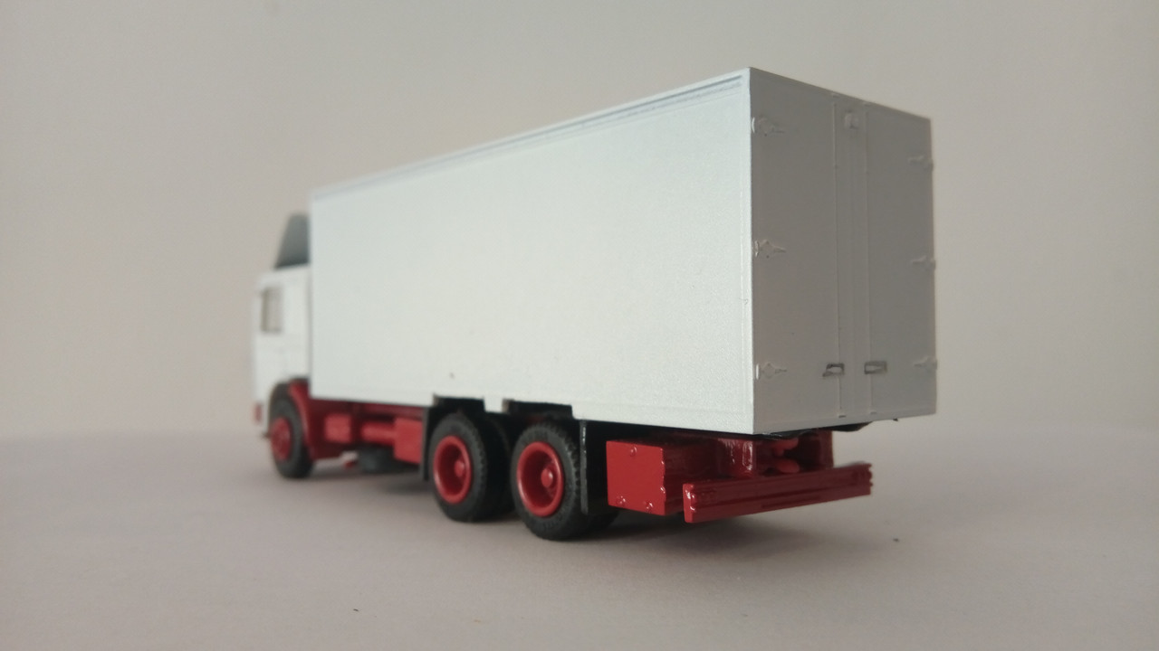 Mach (9060)