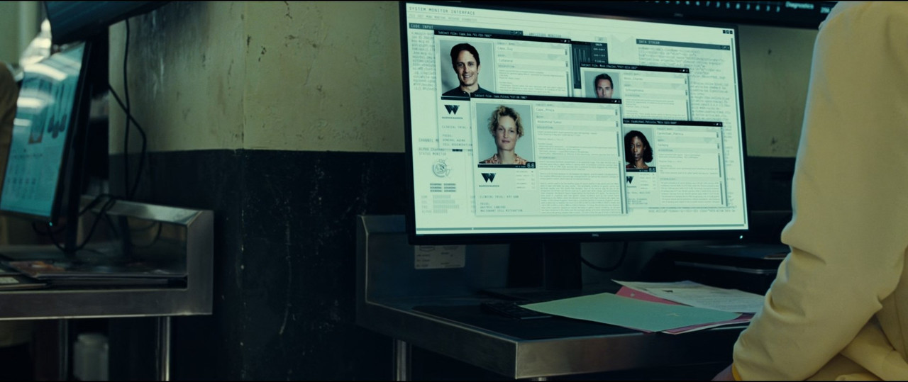 Old.2021.1080p.Bluray.ENGLISH-HINDI.10bit.DDP.5.1.x265.[HashMiner]