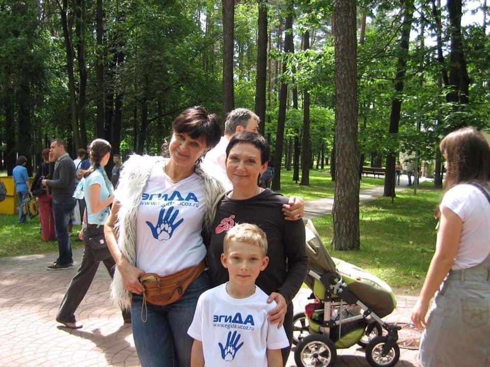 9DBFBF17-5F2B-41AB-BDC4-8CC3915DA74E