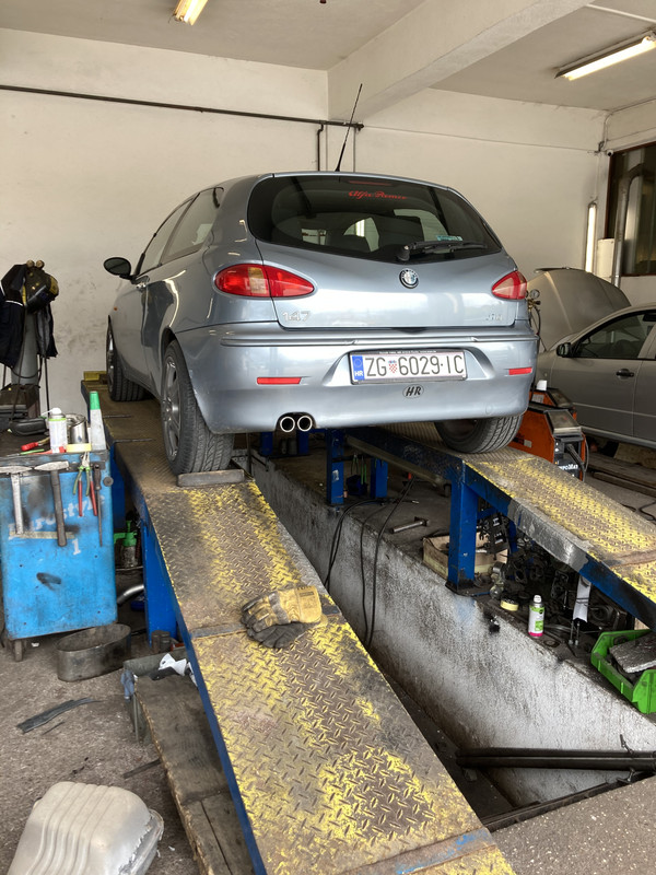 14444E5C-1C3E-4D78-BDE7-C8C86DEF03E1