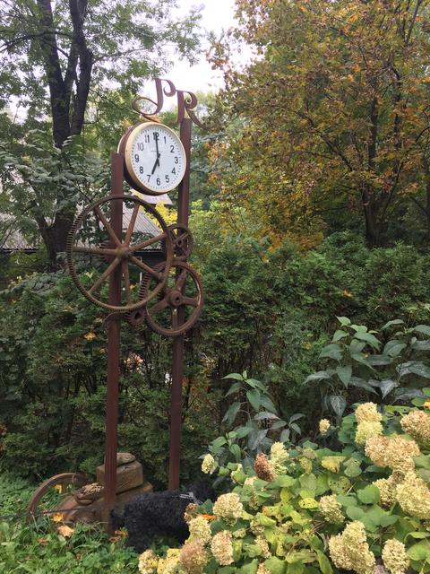 B66_F3_DBF-92_F9-4734-_BE6_B-_CD9_CDF36_