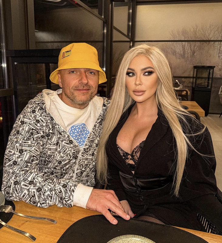 05035-CA0-3-F98-4-A3-D-905-A-108-B083-C9