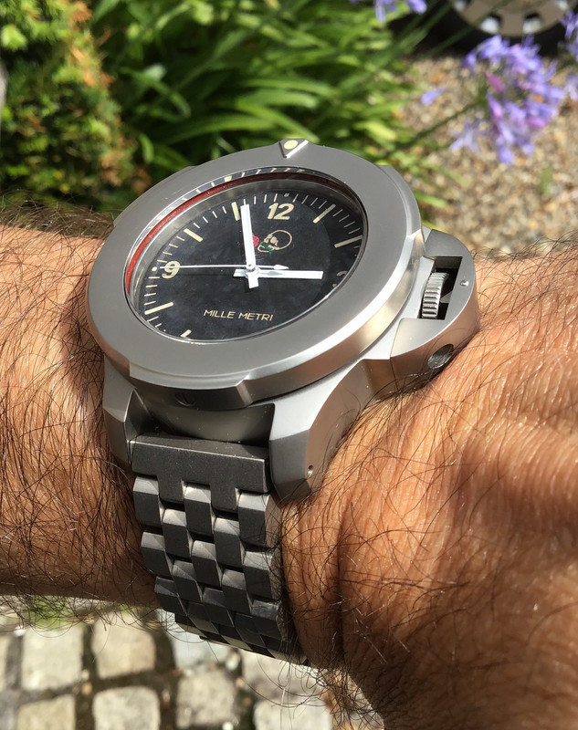 5BD35E0E-4697-49AB-8F26-AD302B8B976B