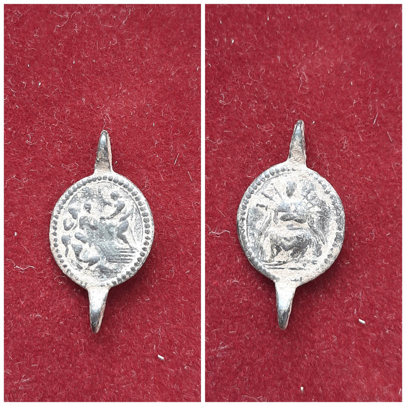 Medalla corona servita: Tercer Dolor / Mater Dolorosa siete espadasde, S. XVIII Pics-Art-03-24-07-16-17
