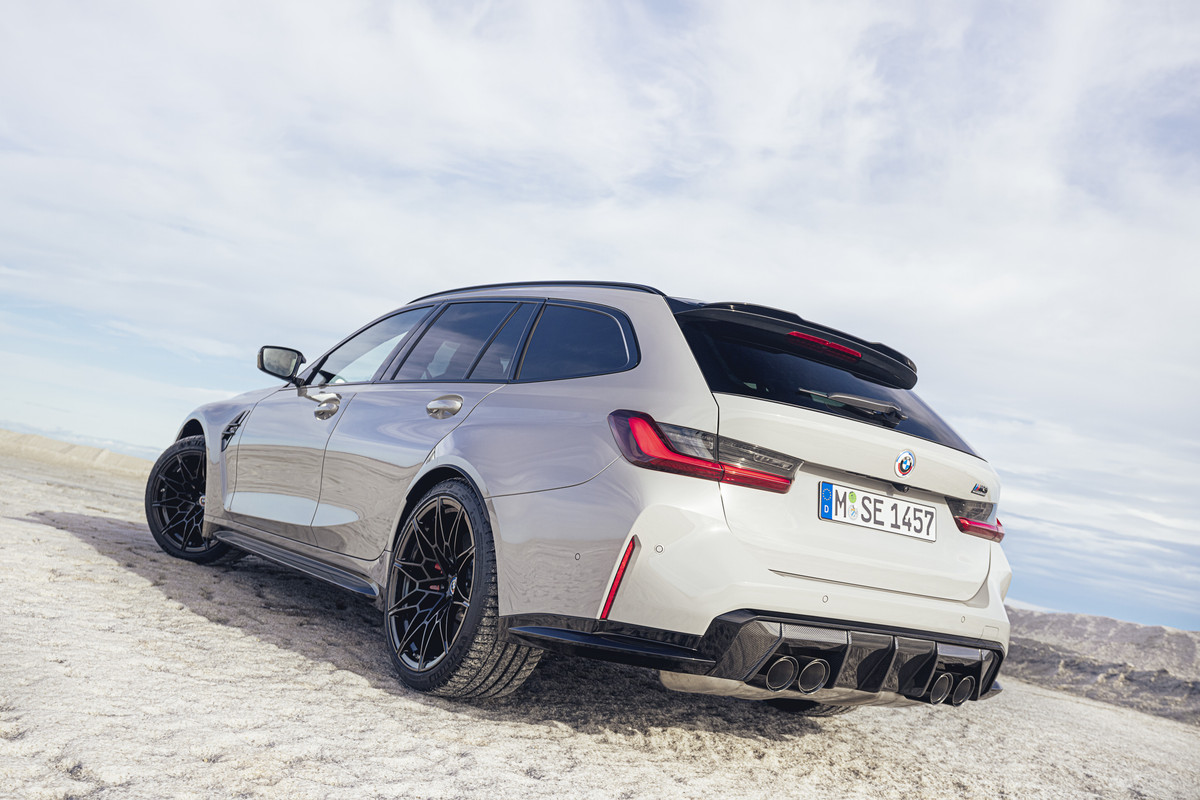 P90468171_highRes_the-first-ever-bmw-m