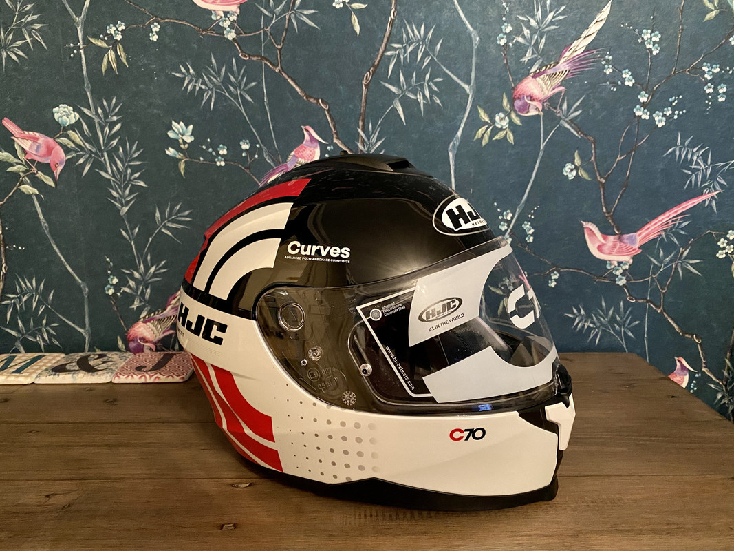 B872F3AA-7636-4D54-B56D-F7004462738E